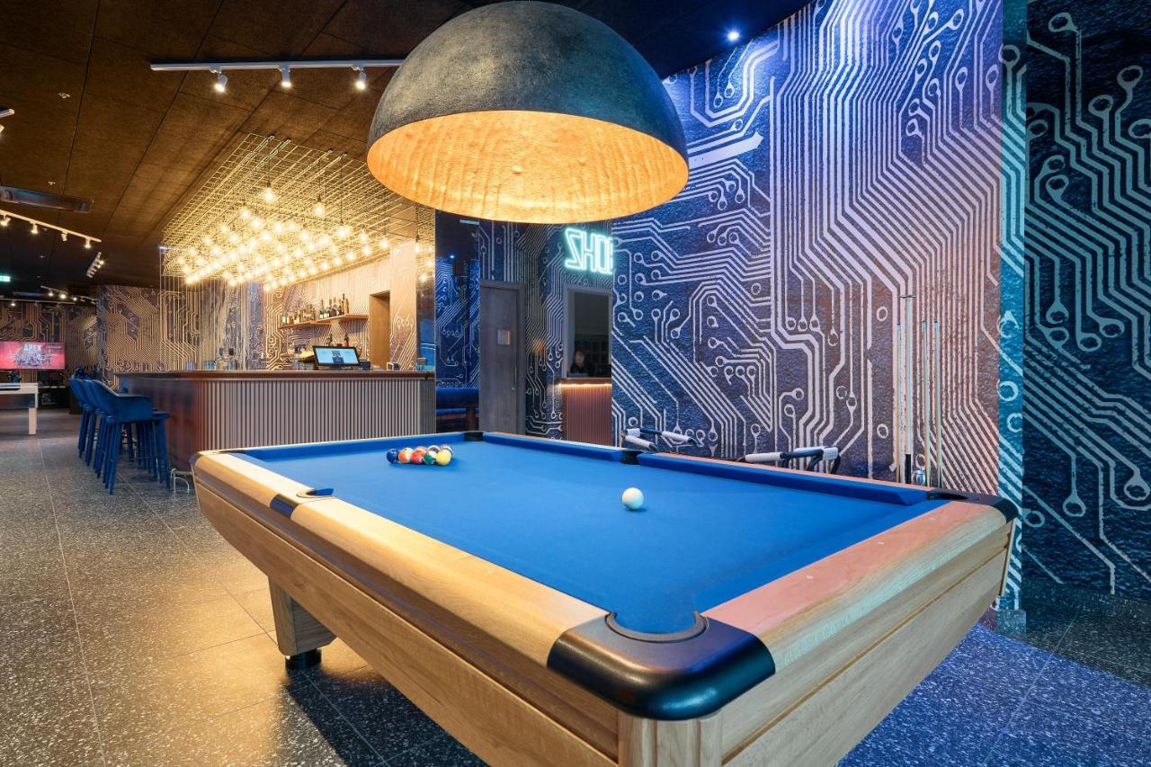 Falkensteiner Family Hotel Diadora Petrčane Dış mekan fotoğraf A pool table