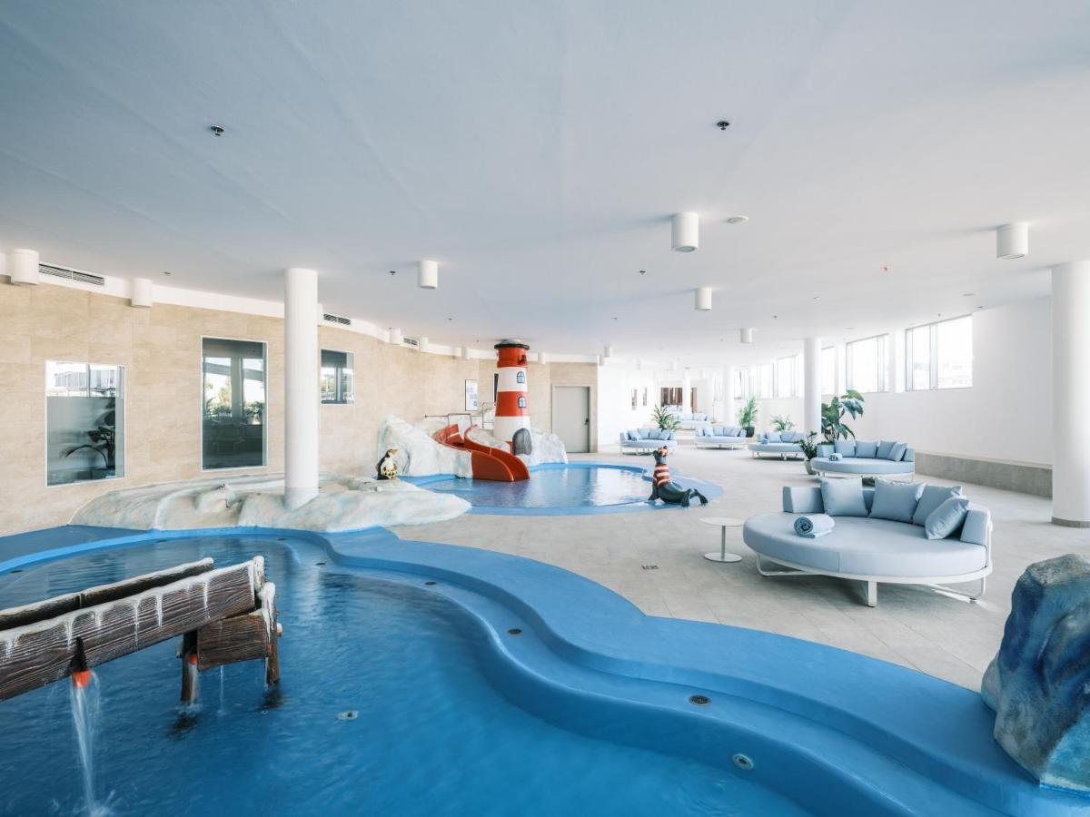 Falkensteiner Family Hotel Diadora Petrčane Dış mekan fotoğraf The spa at the Hotel